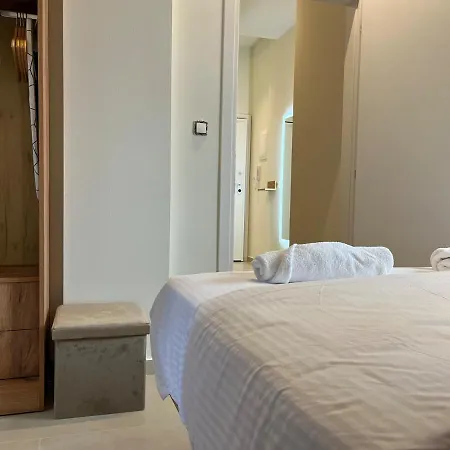 A3 Tsimiski * Tessalónica